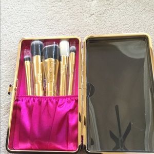 NIB Tarte brush set